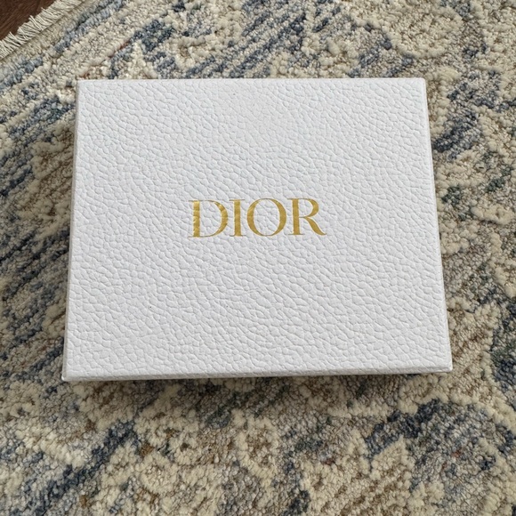 Dior Other - Dior Textured White Box with Gold Logo